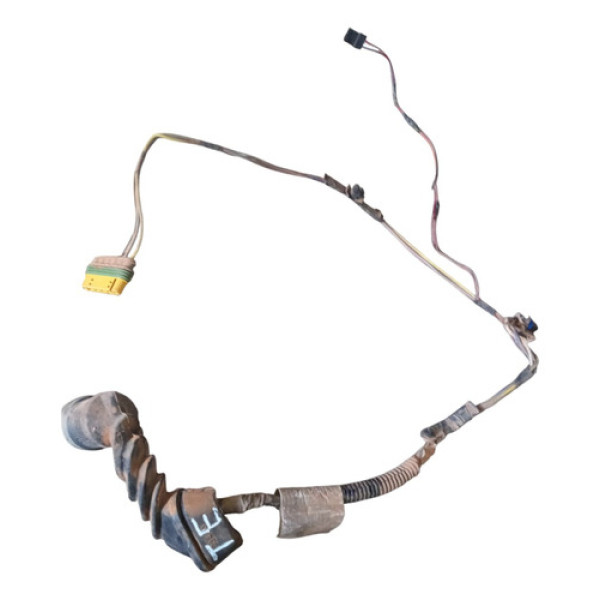 Chicote Porta Traseira  Lado Esquerdo Palio Weekend 2011 12