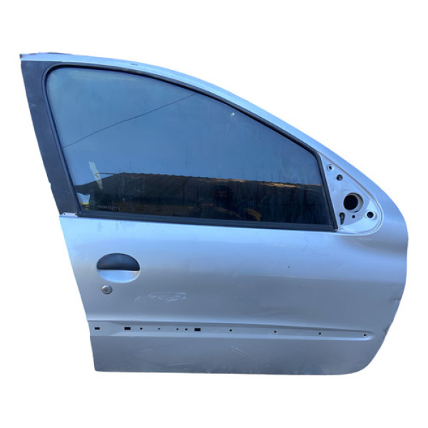 Porta Dianteira Lado Direita Peugeot 206 207 2008 2009 Dianteira Direita Cinza